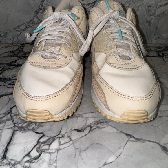 Nike Air Max 90 "Mama" White/Beige/Light Pink DZ5194-001 Women Size 9 - Picture 5 of 9